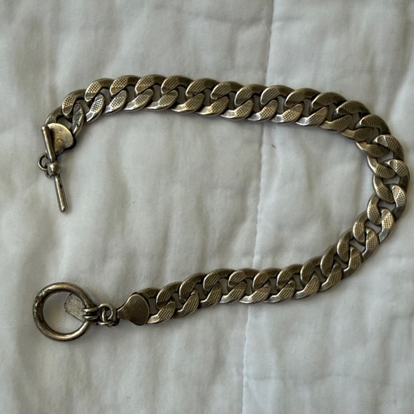Silver Vintage Chain Bracelet with Toggle Clasp - Picture 5 of 7